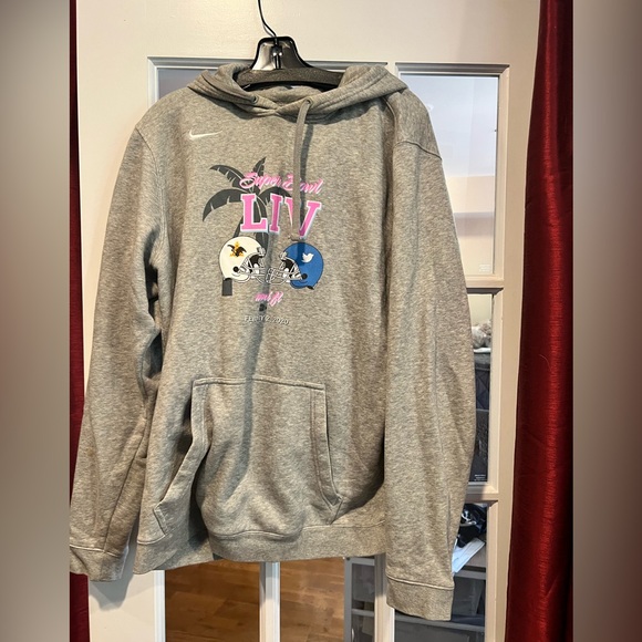 Nike Heather Gray Sweatshirt
